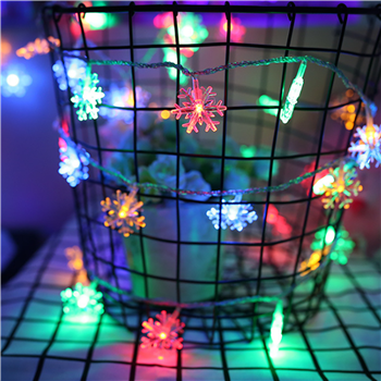 Snowflake String Lights – Christmas Plug-in Decor